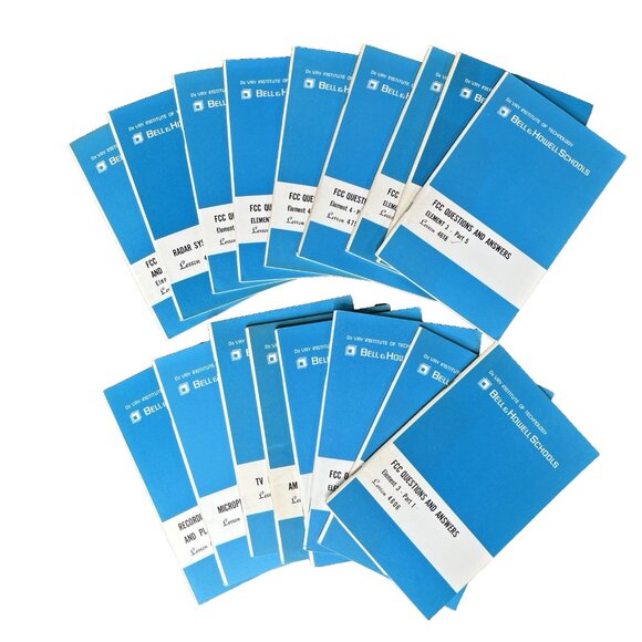 Other - De Vry Technical Institute Lesson Booklets Bell & Howell Lot Of 17 - 1960's EUC